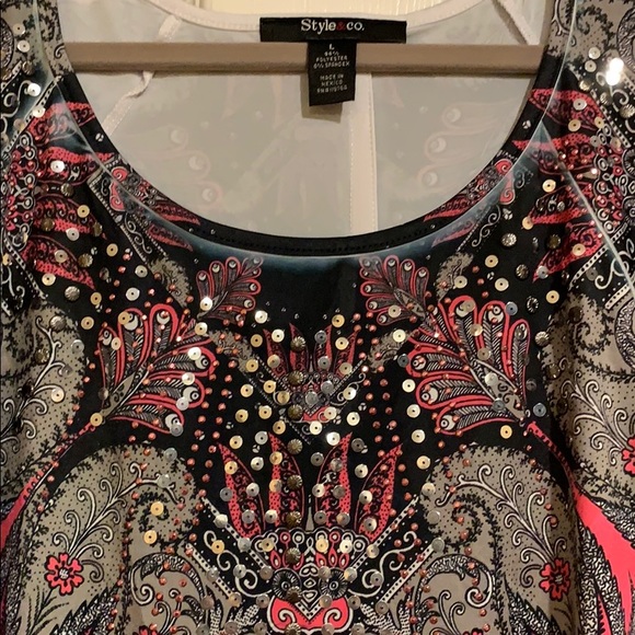 Multi colored top - Picture 2 of 3